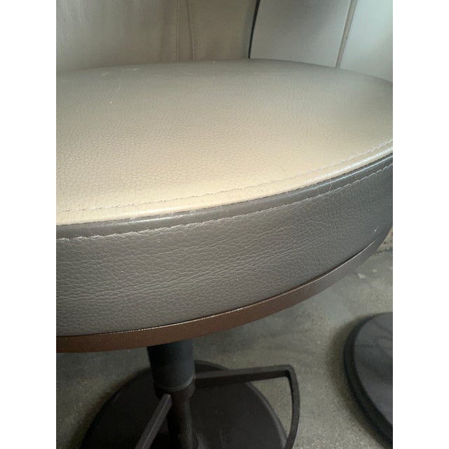 Giorgetti Ode Chi Wing Lo Leather Bar Stool For Sale - Image 10 of 14