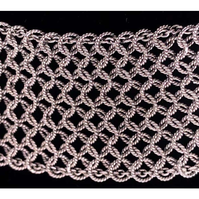 Estate Art Deco Style 18 Karat White Gold and Diamond Mesh Necklace For Sale In New York - Image 6 of 12