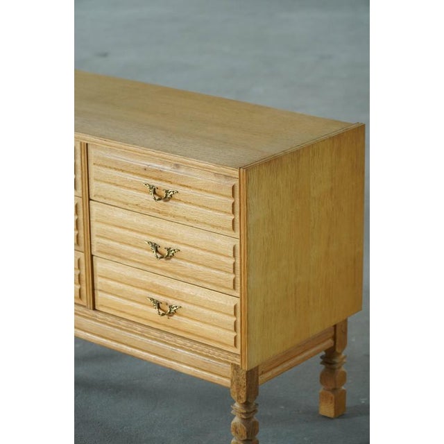Mid-Century Modern Danish Chest of Drawers in Oak, 1950s For Sale - Image 13 of 15
