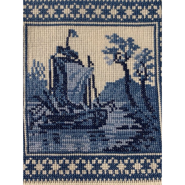 Traditional Vintage White and Blue Tablecloth & Napkins Set- 6 Pieces For Sale - Image 3 of 11