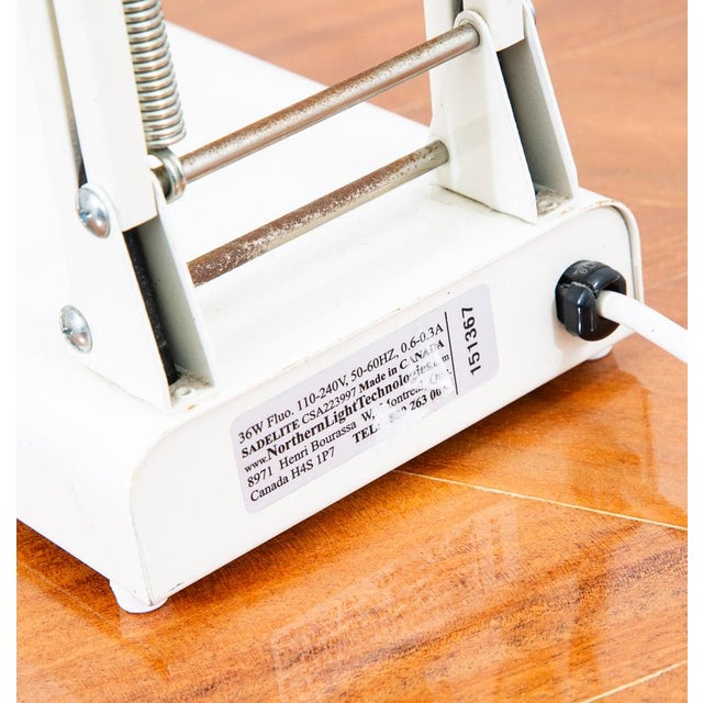 White 1960s Mid Century Modern Sadelite Table Lamp White Desk Lamp For Sale - Image 8 of 12