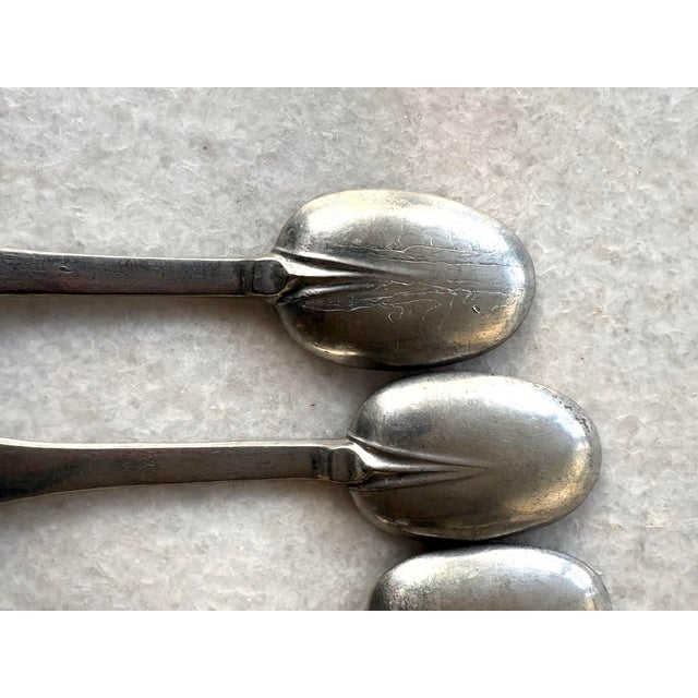 17th Century English Provincial Silver Spoons For Sale In New York - Image 6 of 9
