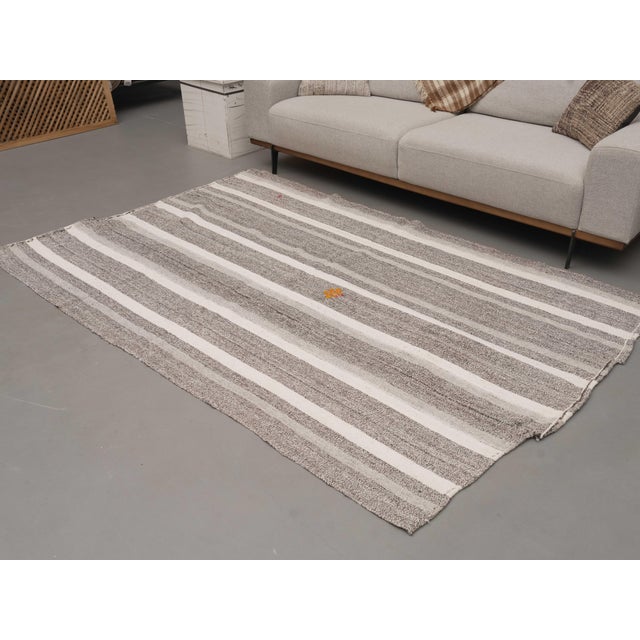 1970s Vintage Handmade Wool Cotton Grey Kilim Runner Rug For Sale - Image 10 of 11