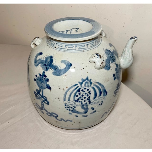 Blue Antique 17th Century Ming Dynasty Chinese Blue White Hand Painted Pottery Teapot For Sale - Image 8 of 18