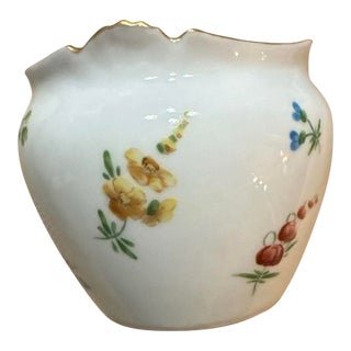 Early 20th Century T&v Limoges France Hand Painted Porcelain Floral Vase With Gold Trim For Sale