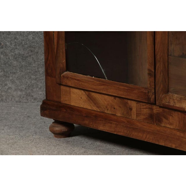 Small Antique Biedermeier Showcase, 19th Century For Sale - Image 18 of 18