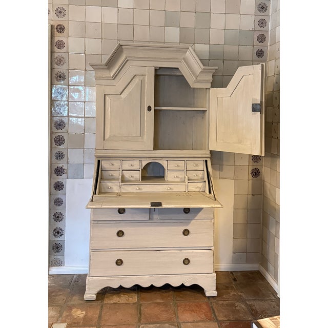 Gustavian Essay Secretary, 1880, in Good conditions. Designed before 1890