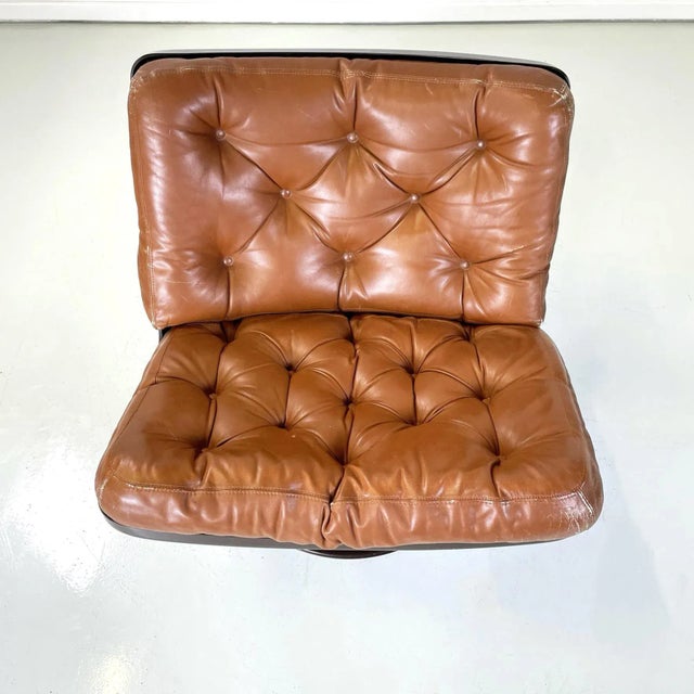 Italian Space Age Armchair in Brown Leather and Black Plastic by Play, 1970s For Sale - Image 6 of 9