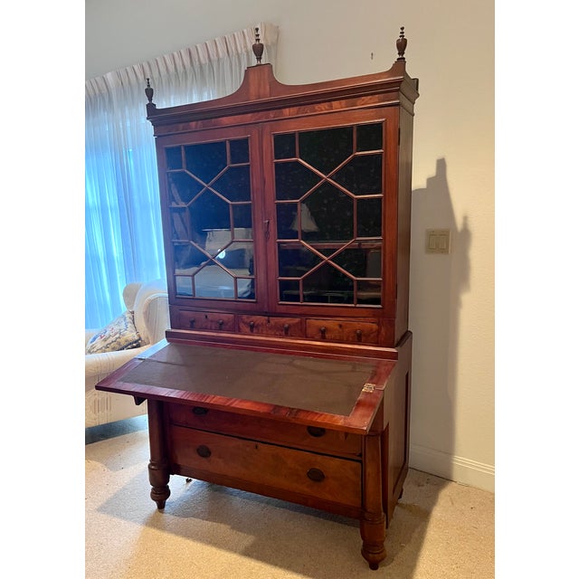 Early 20th Century Antique Early 1900s Flame Mahogany Secretary With Bookcase For Sale - Image 5 of 18