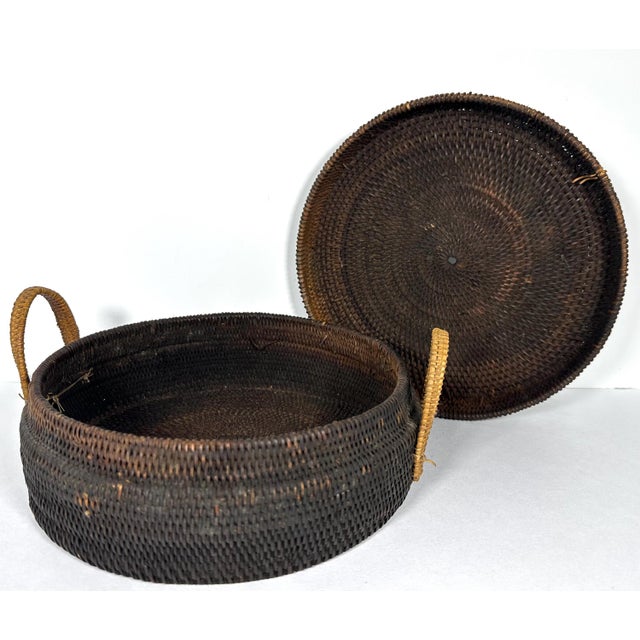 Native American Style Hand-Woven Lidded Basket, Early 20th Century For Sale - Image 9 of 10