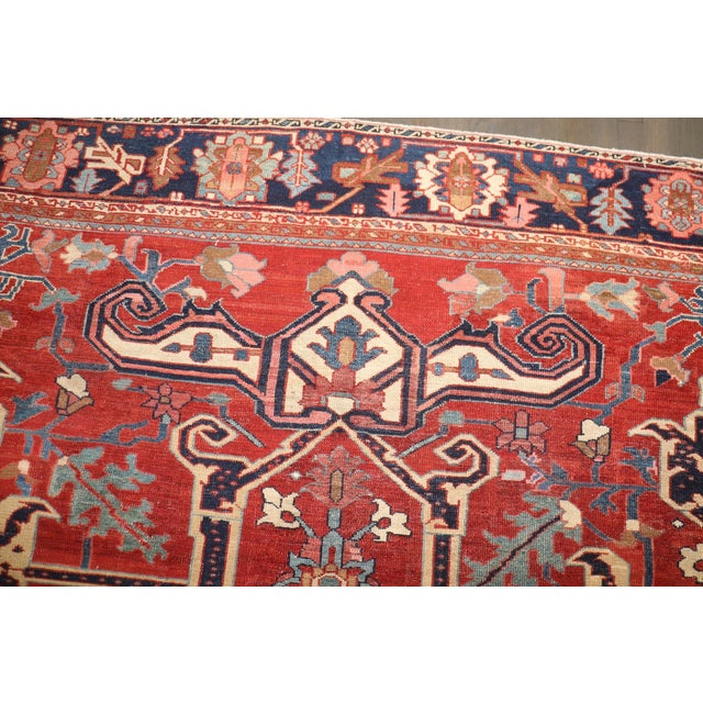 Phenomenal Antique persian Serapi Rug no. j5226 For Sale - Image 12 of 14
