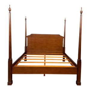 Traditional Mahogany King Size Pencil Post Bed by Leighton Hall - Showroom Sample