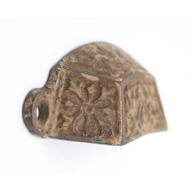 Victorian Antique 3.5 In. Victorian Cast Iron Bin Drawer Pull For Sale - Image 3 of 4