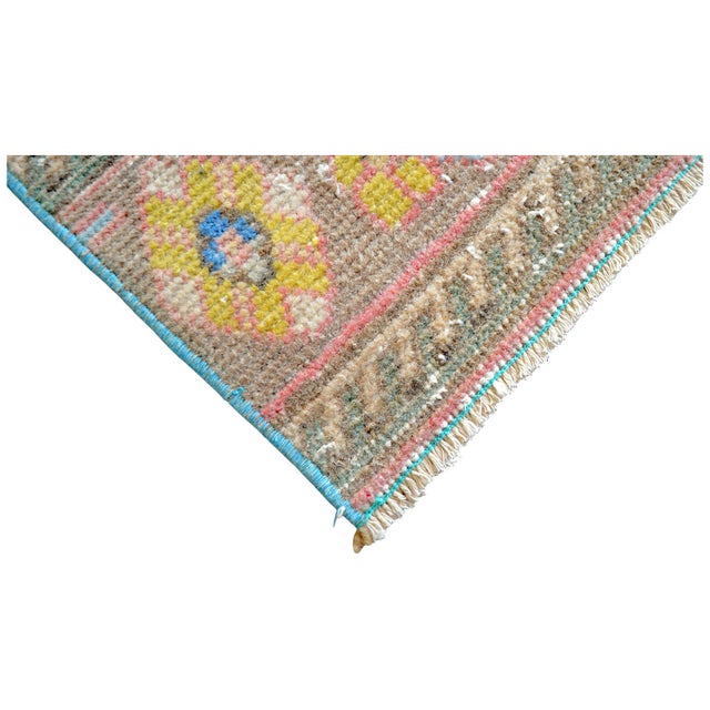 1960s Traditional Turkish Runner Hand Knotted Distressed Low Pile Pink Hallway Rug Kitchen Decor For Sale - Image 12 of 14