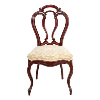Victorian Walnut Balloon Back Chair, 19th C. For Sale