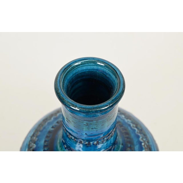 Bitossi Rimini Blue Vase in Ceramic by Aldo Londi for Bitossi, Italy, 1960s For Sale - Image 4 of 10