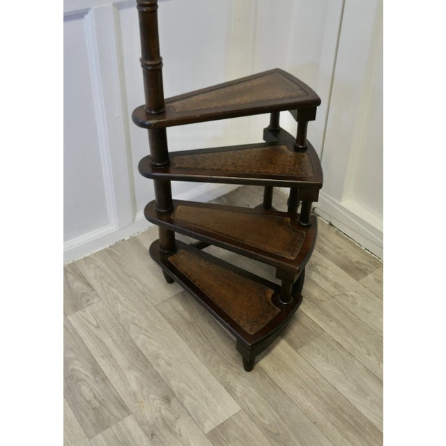 Spiral Library Steps with Turned Supports, 1920s For Sale - Image 4 of 7