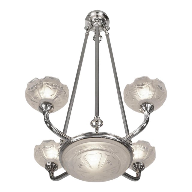 French Art Deco Chandelier by Marius Sabino 1920s France For Sale