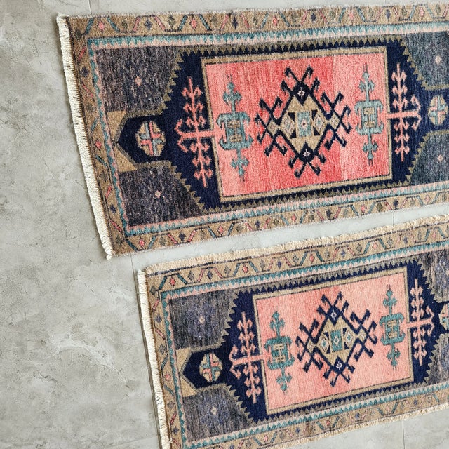 1960s Turkish Small Yastik Rug - a Pair For Sale - Image 4 of 7
