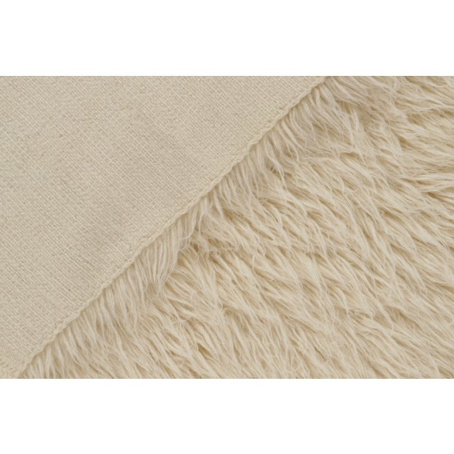 1950s Vintage Tulu Square Rug in Off-White Shag Pile by Rug & Kilim For Sale - Image 5 of 5