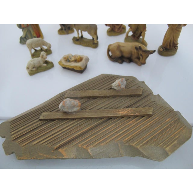 Brown Anri Italy Hand Carved Wood Nativity Barn Stable Set Figures & Animals For Sale - Image 8 of 11