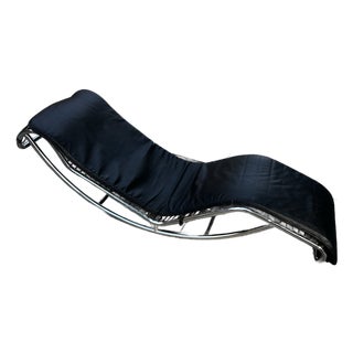 Vintage Le Cobusier Black Leather and Chrome Accent Chair For Sale