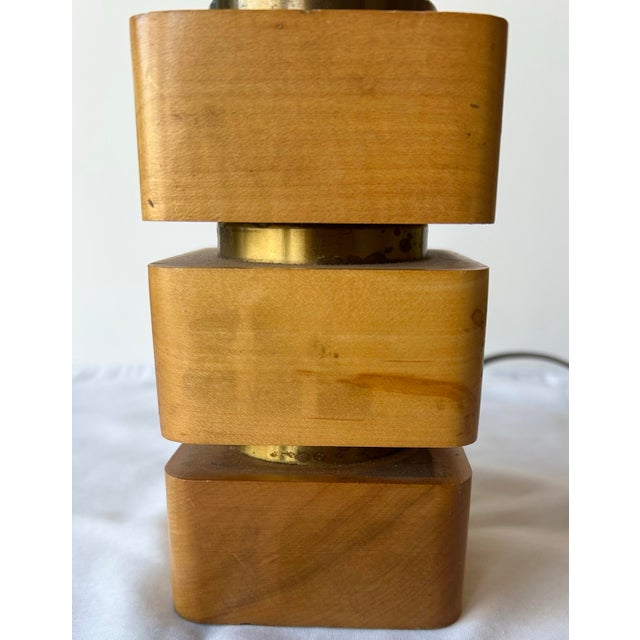 Mid-Century Modern Mid 20th Century Stacked Wood and Brass Table Lamp For Sale - Image 3 of 8