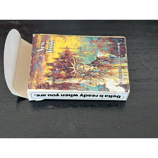 Vintage Delta Airlines Jack Laycox Statue of Liberty New York City Playing Cards For Sale In New York - Image 6 of 9
