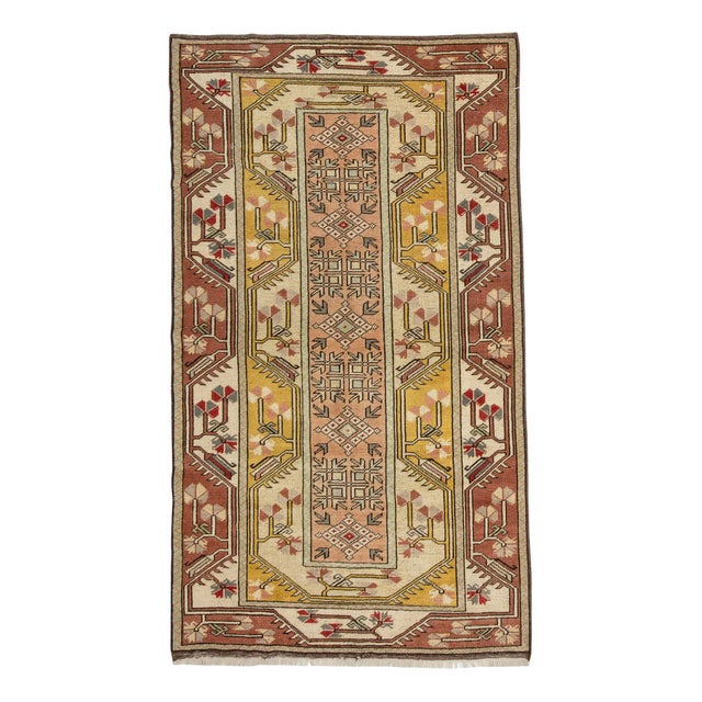 1960s Vintage Turkish Milas Wool Rug- 3′10″ × 6′8″ For Sale