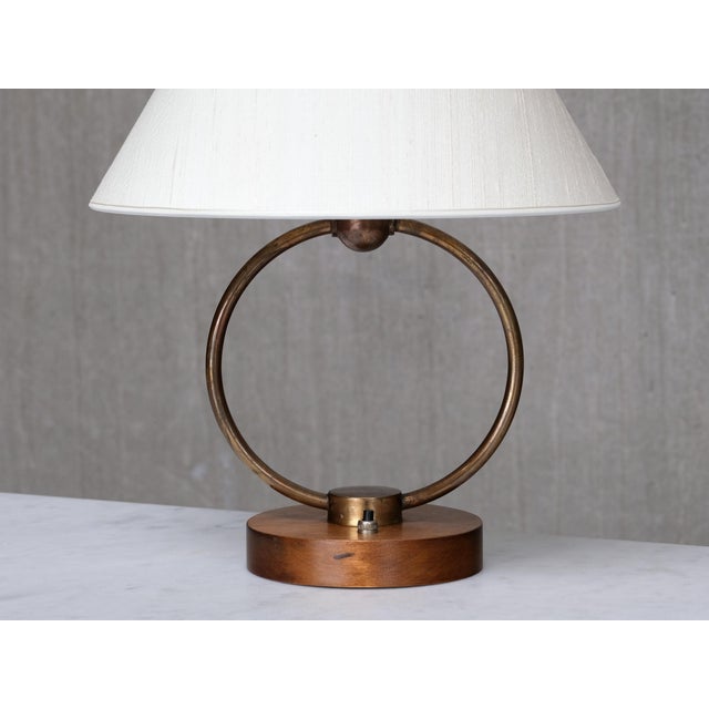 Brown Scandinavian Modern Ring Table Lamp in Brass, Walnut and Silk, Sweden, 1940s For Sale - Image 8 of 11