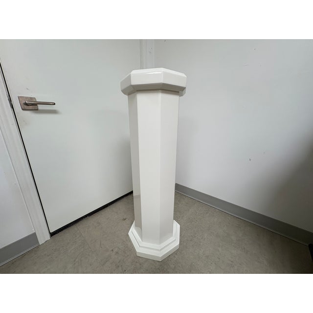 Post Modern Octagonal Lacquered Pedestal. Offered is a beautiful Hollywood Regency or Post Modern Lacquered Pedestal. This...