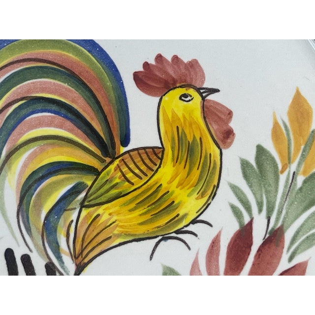Late 20th Century Vintage Hb Quimper Hand Painted Rooster Plate | French Faience Coq, Brittany Pottery For Sale - Image 5 of 9