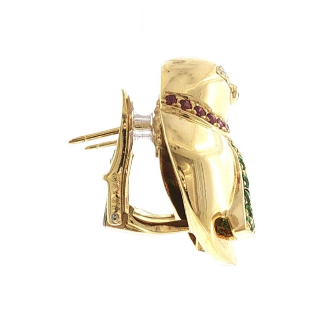 Late 20th Century 18k Yellow Gold Tsavorite, Ruby and Diamond Bird Earrings, A Pair For Sale - Image 4 of 5
