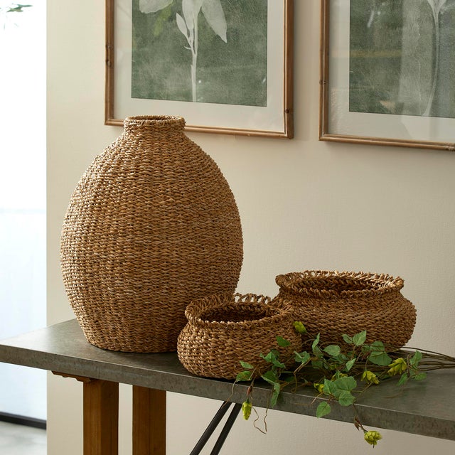 Boho Chic Seagrass Teardrop Vase For Sale - Image 3 of 3