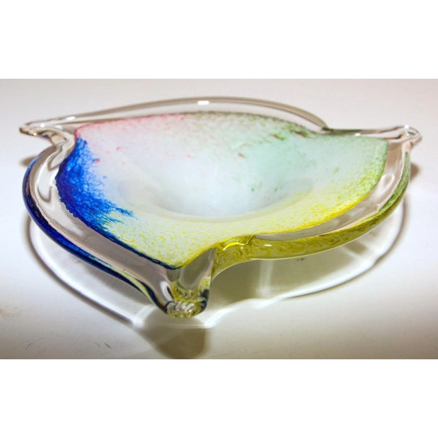 Seguso Sommerso Murano Art Glass Triangular Bowl or Ashtray, Italy 1960's For Sale - Image 12 of 13