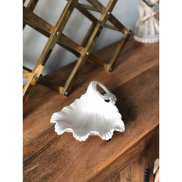 Beautiful Whittier Pottery piece has an almost rococo feel to it. Add this vintage-mid-century-California chic piece to...