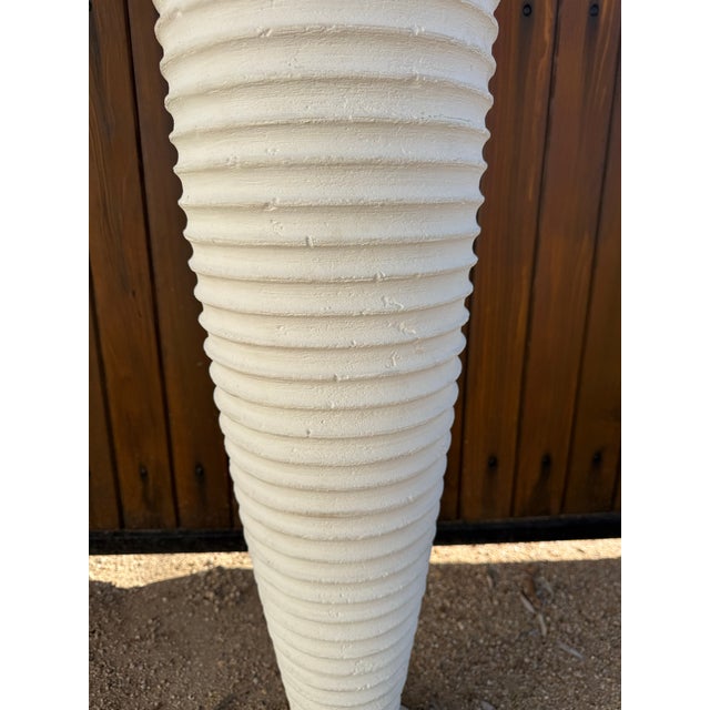 Michael Taylor Vintage 1980s Postmodern White 1980s White Plaster Textured Ribbed Floor Lamp With Original Lamp Shade For Sale - Image 4 of 12