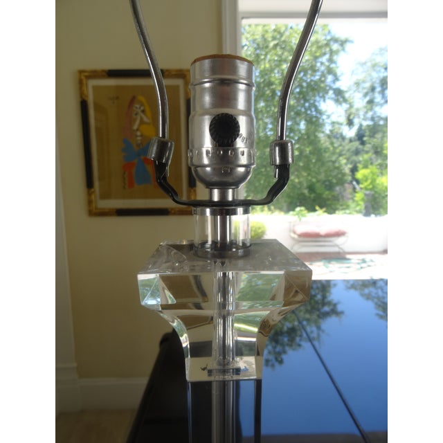 Late 20th Century Modern Lucite Lamp For Sale - Image 4 of 6
