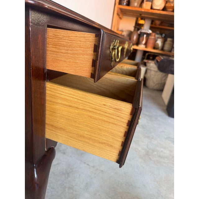 1970s 1970’s Vintage Henkel Harris Queen Anne Style Mahogany Lowboy by Councill Craftsmen, Nc For Sale - Image 5 of 12