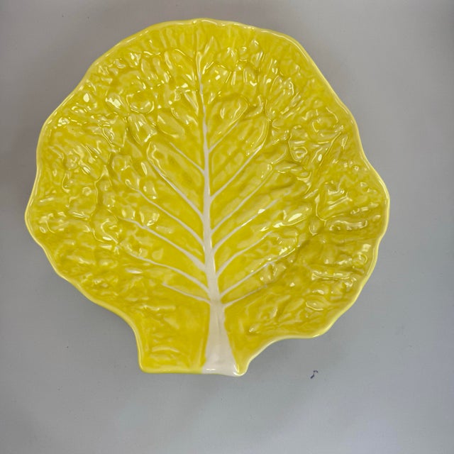 Realism Vintage 1970s Secla Yellow Portuguese Cabbageware Majolica 13" Salad Serving Bowl For Sale - Image 3 of 9