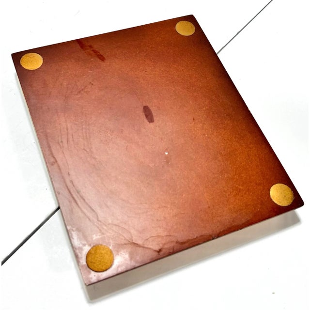 Mid Century Porcelain Parakeet Sculpture – Chinoiserie Bird Figurine For Sale - Image 12 of 12