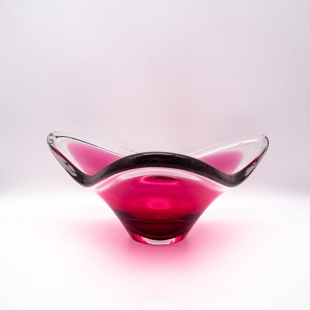 The beautiful bowl from the 1960s was produced by Paul Kedlev for Flygsfors. The bowl belongs to the Coquille series. It...