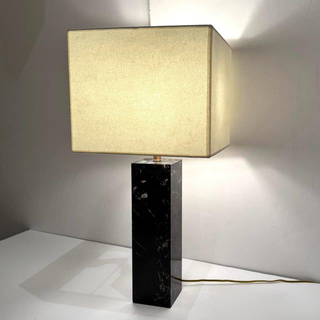 1950s Von Nessen Modernist Marble Column Table Lamp USA 1950 For Sale - Image 5 of 5