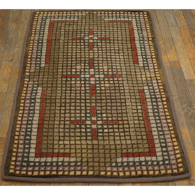 Antique American Hooked rug, size: 2'6" x 4'6". Antique American Hooked Rug American Brown 1940s, Circa Date: 1940s. This...