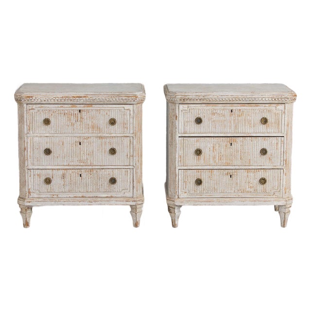 Pair 19th C. Swedish Gustavian Painted Bedside Commodes With Reeded Drawers For Sale