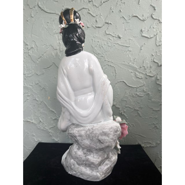 Vintage Chinese Porcelain Court Lady Musician Figurine With Applied Flowers and Gilt Accents For Sale - Image 9 of 12