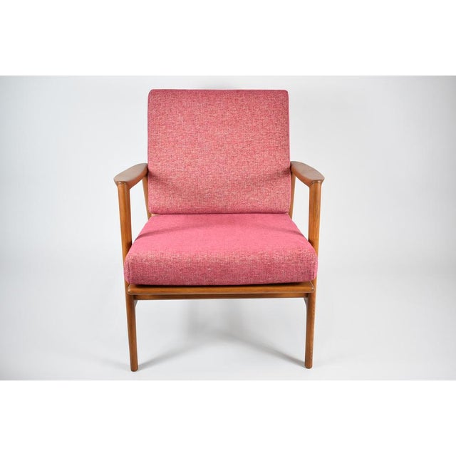 Scandinavian Armchair in Pink Fabric, 1960s For Sale - Image 9 of 10