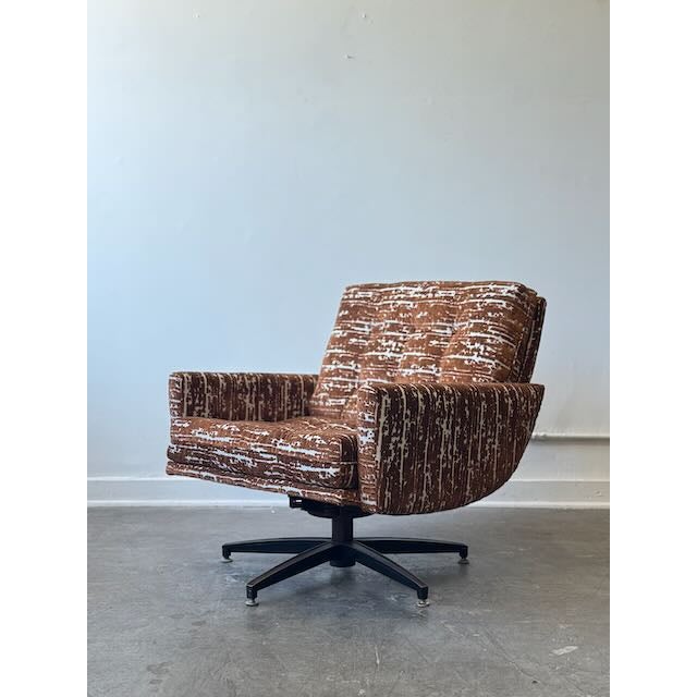 1960's Velvet Swivel Lounge Chair For Sale In Los Angeles - Image 6 of 14