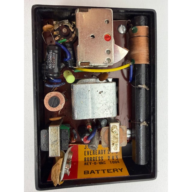 Vintage Rare Mantone Marvel Shiriro Model T-21 2tr Transistor Radio 2 Transistor Black For Sale - Image 12 of 12