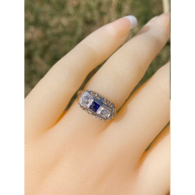 The Kangaroo Island: Antique Platinum Filigree Ring set with Sapphire and Diamonds For Sale - Image 9 of 10